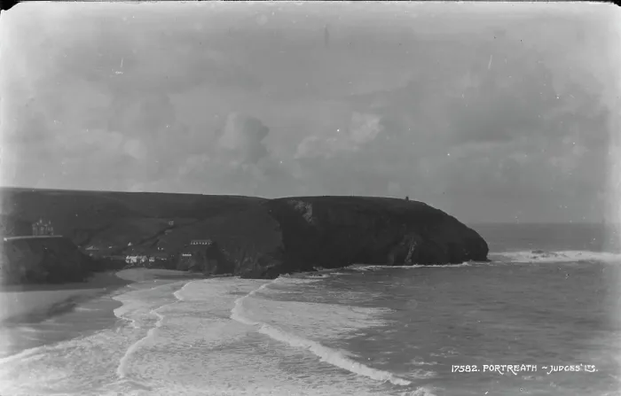 Framed Print : Coastal View of Portreath Framed Print : Coastal View of Portreath