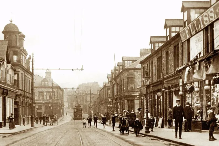 Framed Print : Coatsworth Road, Gateshead, early 1900s Framed Print : Coatsworth Road, Gateshead, early 1900s