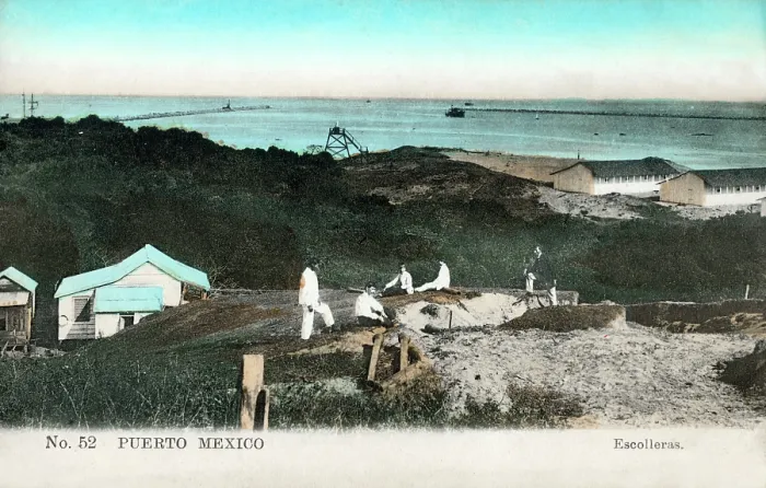 Framed Print : Coatzacoalcos, Veracruz, Mexico - Breakwaters. Date: circa 1909 Framed Print : Coatzacoalcos, Veracruz, Mexico - Breakwaters. Date: circa 1909