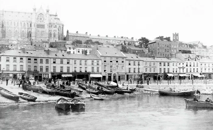 Framed Print : Cobh / Queenstown East Beach early 1900s Framed Print : Cobh / Queenstown East Beach early 1900s