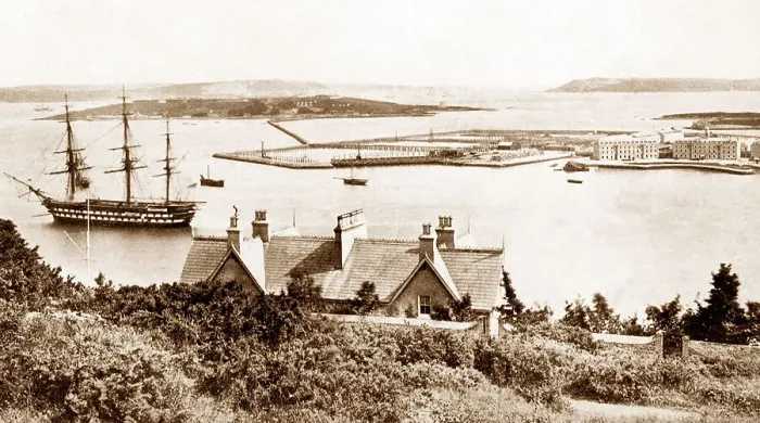 Framed Print : Cobh / Queenstown Harbour early 1900s Framed Print : Cobh / Queenstown Harbour early 1900s