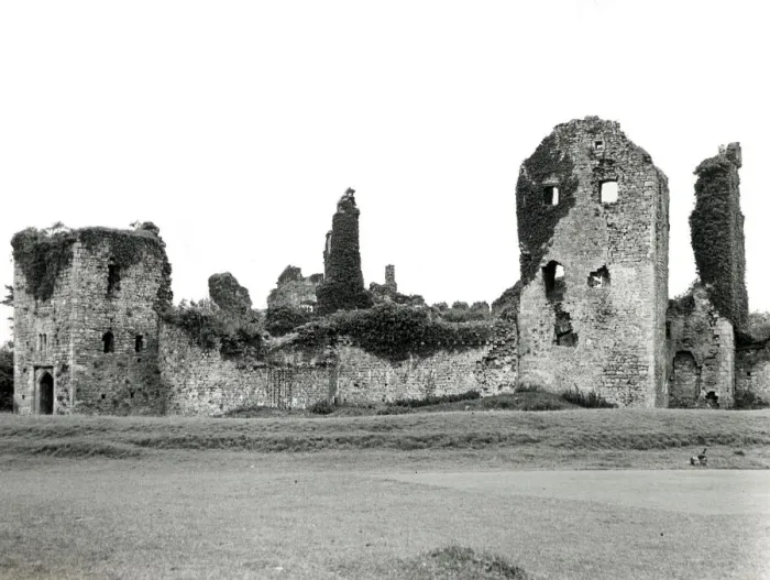 Framed Print : Coity Castle, Coity Higher (Coety Uchaf), Bridgend, Wales Framed Print : Coity Castle, Coity Higher (Coety Uchaf), Bridgend, Wales