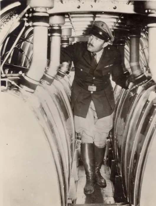 Framed Print : Col Roscoe Turner inspects the additional fuel tanks Framed Print : Col Roscoe Turner inspects the additional fuel tanks