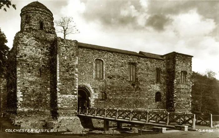 Framed Print : Colchester Castle, Essex Framed Print : Colchester Castle, Essex