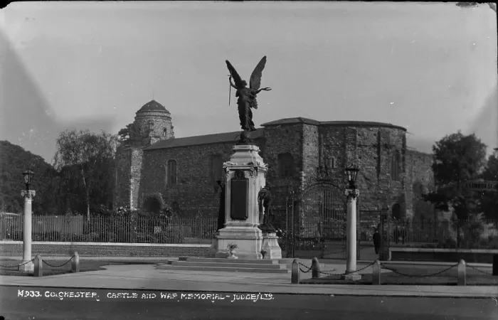 Framed Print : Colchester Castle and War Memorial Framed Print : Colchester Castle and War Memorial