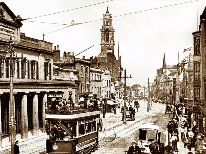 Framed Print : Colchester High Street early 1900s Framed Print : Colchester High Street early 1900s
