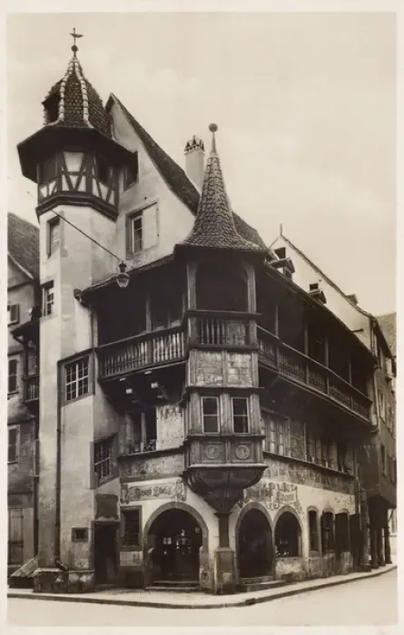 Framed Print : Colmar, Haut-Rhin, France - Maison Pfister Framed Print : Colmar, Haut-Rhin, France - Maison Pfister