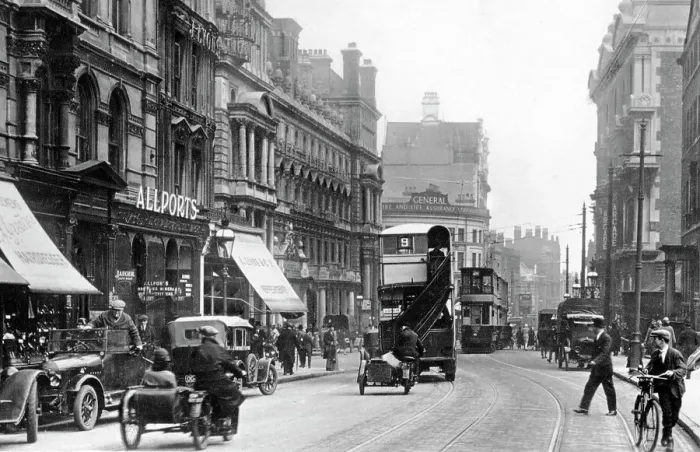 Framed Print : Colmore Row, Birmingham early 1900's Framed Print : Colmore Row, Birmingham early 1900's