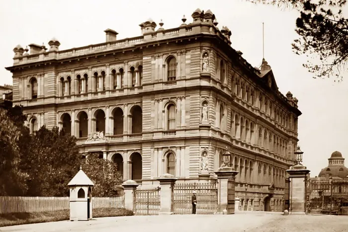 Framed Print : Colonial Secretarys Building, Sydney, Australia Framed Print : Colonial Secretarys Building, Sydney, Australia
