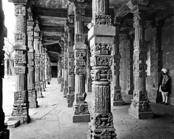 Framed Print : Colonnade, Qutub Minar, Delhi, India Framed Print : Colonnade, Qutub Minar, Delhi, India