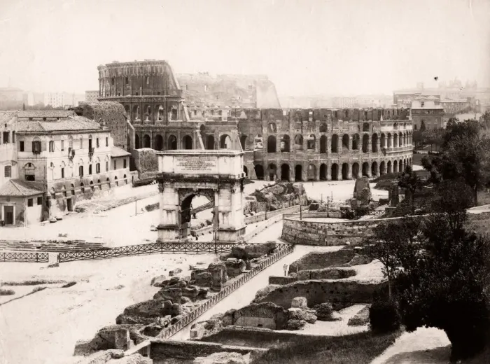 Framed Print : The Colosseum, Rome, Italy Framed Print : The Colosseum, Rome, Italy