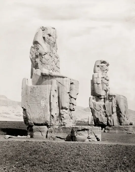 Framed Print : Colossi of Memnon, Egypt Framed Print : Colossi of Memnon, Egypt