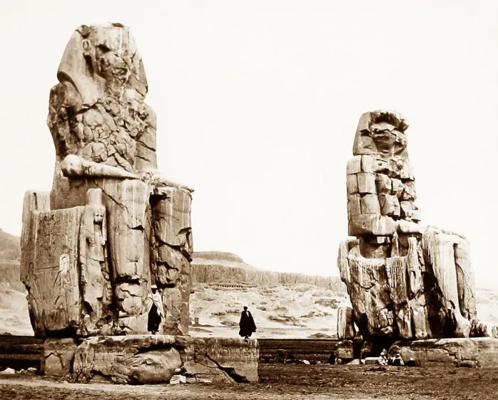 Framed Print : Colossi of Memnon, Luxor, Egypt Framed Print : Colossi of Memnon, Luxor, Egypt