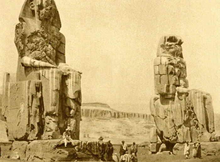 Framed Print : Colossi of Memnon, near Luxor, Egypt Framed Print : Colossi of Memnon, near Luxor, Egypt