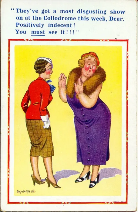 Framed Print : Comic postcard, Women chatting about a show Date: 20th century Framed Print : Comic postcard, Women chatting about a show Date: 20th century