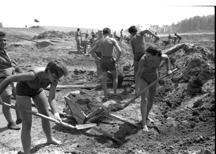 Framed Print : Communist Youth labour camp, Yugoslavia Framed Print : Communist Youth labour camp, Yugoslavia