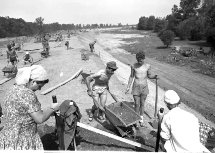 Framed Print : Communist Youth labour camp, Yugoslavia Framed Print : Communist Youth labour camp, Yugoslavia