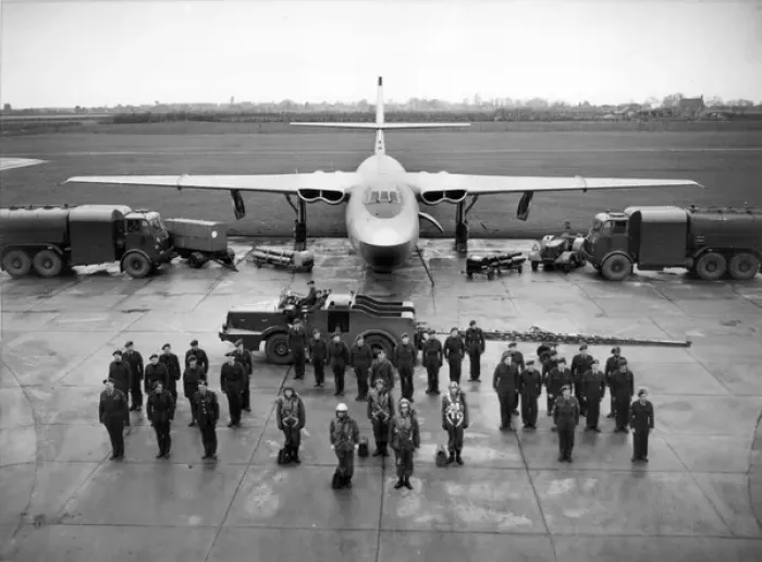 Framed Print : Complete Valiant team of aircrew ground engineers Framed Print : Complete Valiant team of aircrew ground engineers