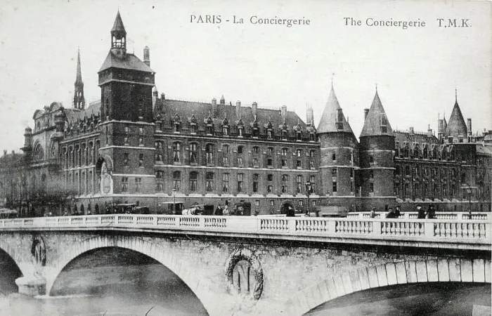 Framed Print : The Conciergerie, Paris, France Framed Print : The Conciergerie, Paris, France