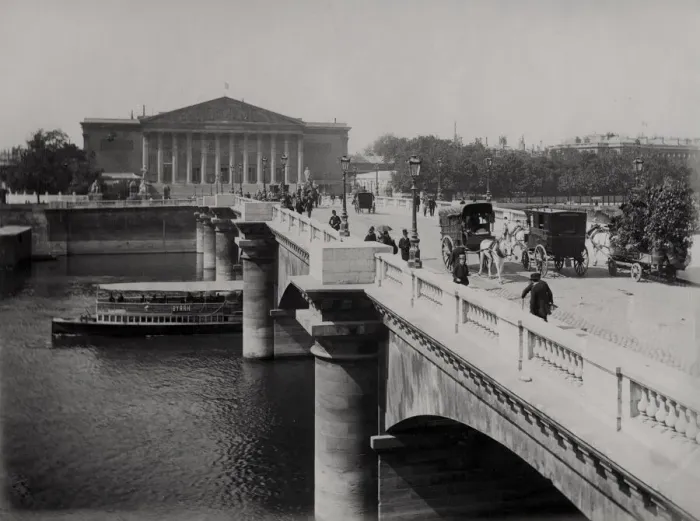 Framed Print : Concorde Bridge and Chamber of Deputies, Paris, France