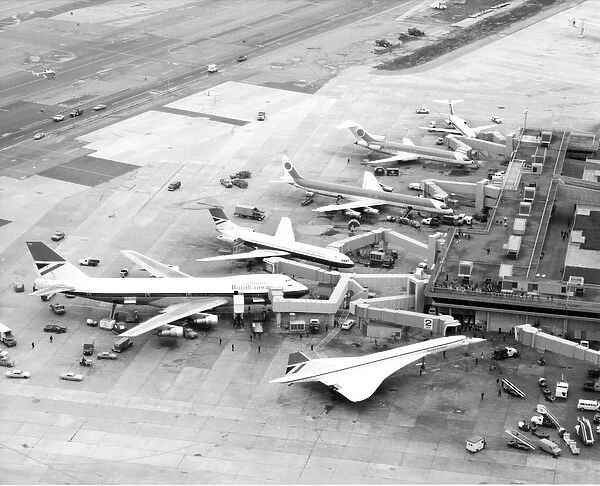 Concorde G-BOa a Boeing 747 and a VC10