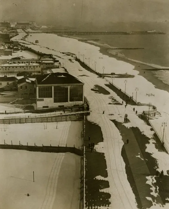 Framed Print : Coney Island USA, snow storm, 1 January 1932 Framed Print : Coney Island USA, snow storm, 1 January 1932