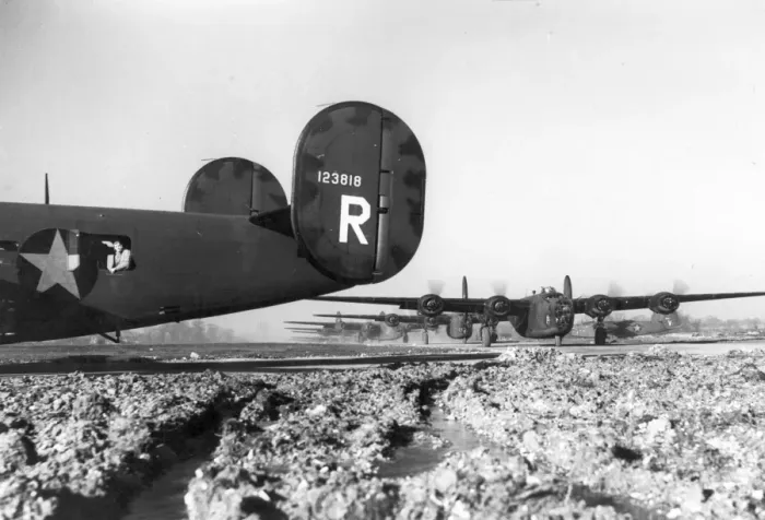 Framed Print : Consolidated B-24D Liberators