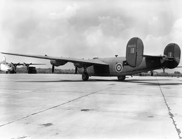 Framed Print : Consolidated B-24H Liberator B-6 Framed Print : Consolidated B-24H Liberator B-6