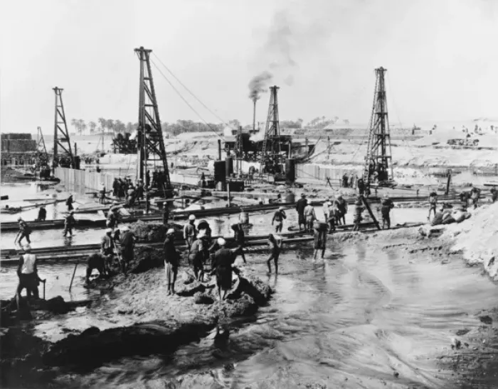 Framed Print : Construction of the Aswan Dam Framed Print : Construction of the Aswan Dam