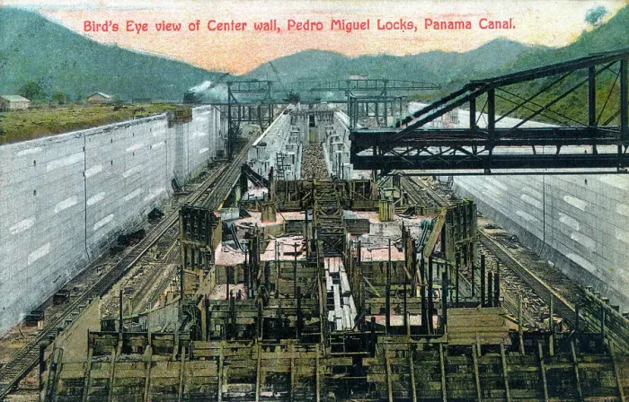 Framed Print : Construction of the Panama Canal Framed Print : Construction of the Panama Canal