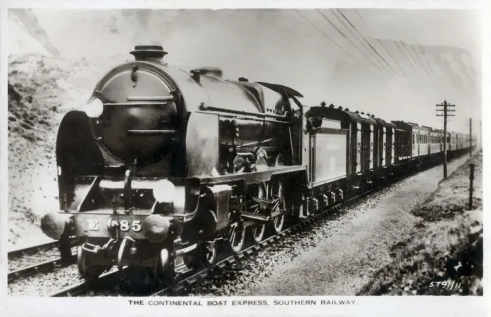 Framed Print : The Continental Boat Express - Southern Railway Framed Print : The Continental Boat Express - Southern Railway