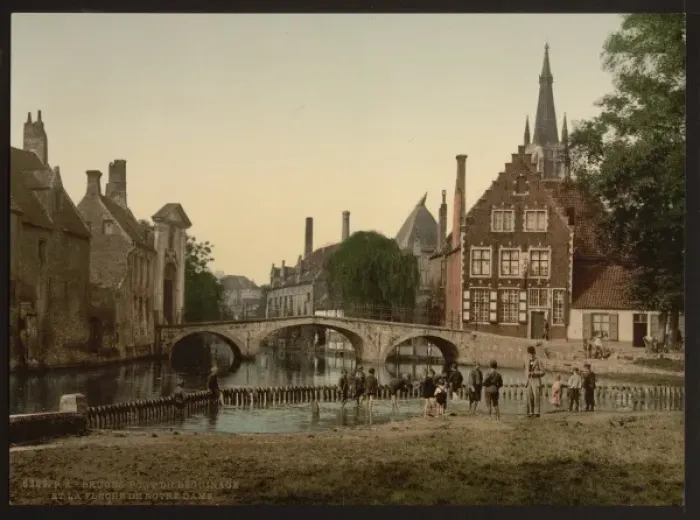 Framed Print : Convent bridge and the spire of Notre Dame, Bruges, Belgium Framed Print : Convent bridge and the spire of Notre Dame, Bruges, Belgium