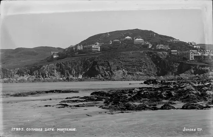 Framed Print : Coombes Gate, Mortehoe Framed Print : Coombes Gate, Mortehoe