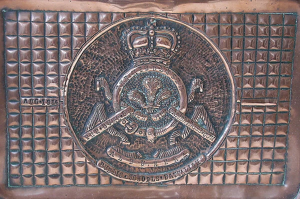 Copper tray with - badge of the Middlesex Regiment