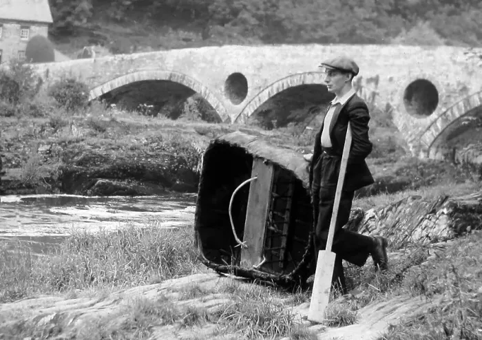 Framed Print : Coracle on River Teifi at Cenarth, Wales Framed Print : Coracle on River Teifi at Cenarth, Wales