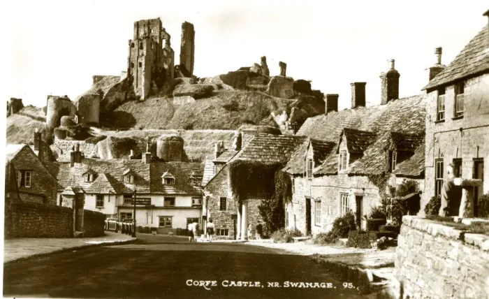 Framed Print : Corfe Castle near Swanage, Dorset Framed Print : Corfe Castle near Swanage, Dorset