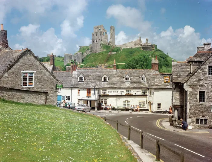 Framed Print : Corfe Castle from the village, Corfe Castle Framed Print : Corfe Castle from the village, Corfe Castle