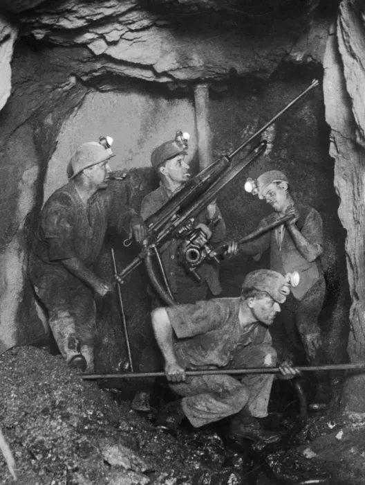 Framed Print : Cornish Tin Miners Framed Print : Cornish Tin Miners