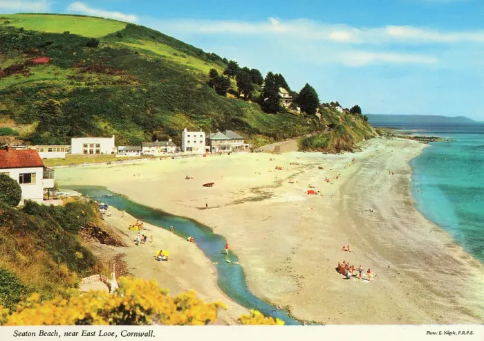 Framed Print : Cornwall, England - Seaton Beach, near East Looe Framed Print : Cornwall, England - Seaton Beach, near East Looe