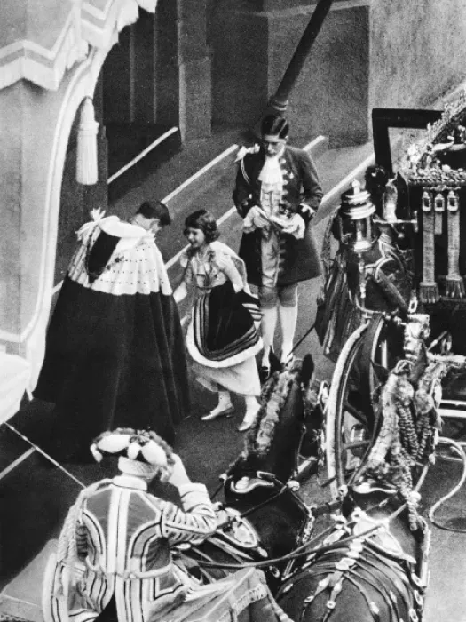 Framed Print : Coronation 1937 - Princess Elizabeth at the Abbey Framed Print : Coronation 1937 - Princess Elizabeth at the Abbey
