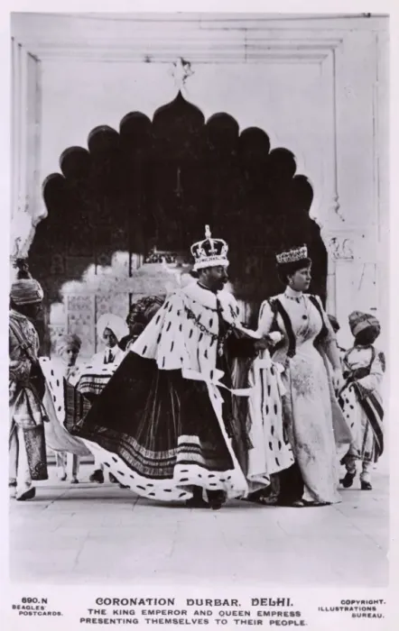 Framed Print : The Coronation Durbar, Delhi - King George and Queen Mary Framed Print : The Coronation Durbar, Delhi - King George and Queen Mary