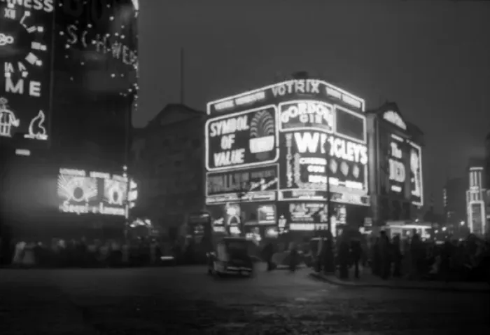Framed Print : Coronation. Piccadilly Circus at Night Framed Print : Coronation. Piccadilly Circus at Night