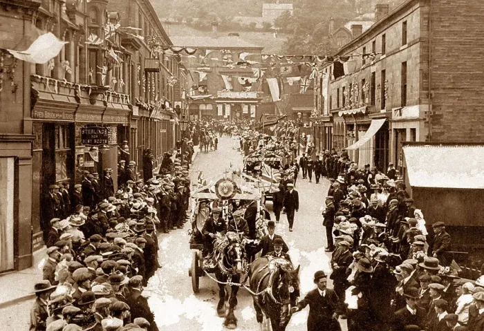 Framed Print : Coronation Procession, Victoria Street Holmfirth Framed Print : Coronation Procession, Victoria Street Holmfirth