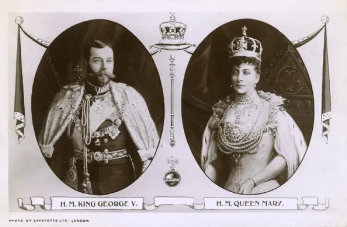 Framed Print : Coronation Souvenir Postcard - King George V and Queen Mary Framed Print : Coronation Souvenir Postcard - King George V and Queen Mary