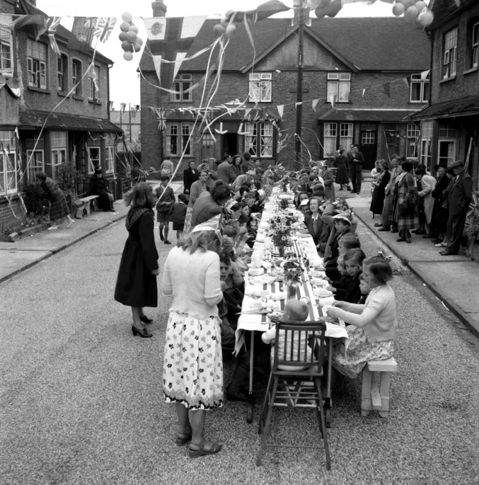 Framed Print : Coronation street party, Walton-on-the-Naze, Essex Framed Print : Coronation street party, Walton-on-the-Naze, Essex