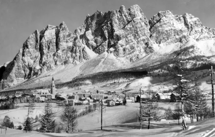 Framed Print : Cortina D empezzo Framed Print : Cortina D empezzo