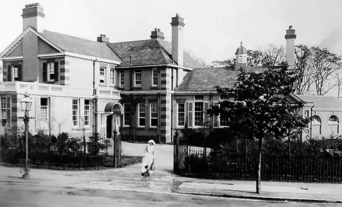 Framed Print : Cottage Hospital, Port Sunlight Village, early 1900s Framed Print : Cottage Hospital, Port Sunlight Village, early 1900s