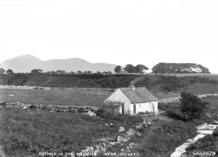 Framed Print : Cottage in the Mournes near Kilkeel Framed Print : Cottage in the Mournes near Kilkeel
