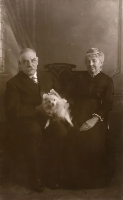 Framed Print : Couple with Pomeranian Framed Print : Couple with Pomeranian