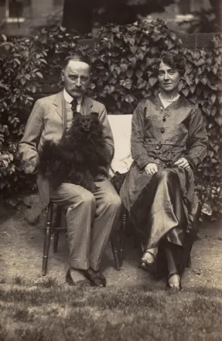 Framed Print : Couple with Pomeranian Framed Print : Couple with Pomeranian